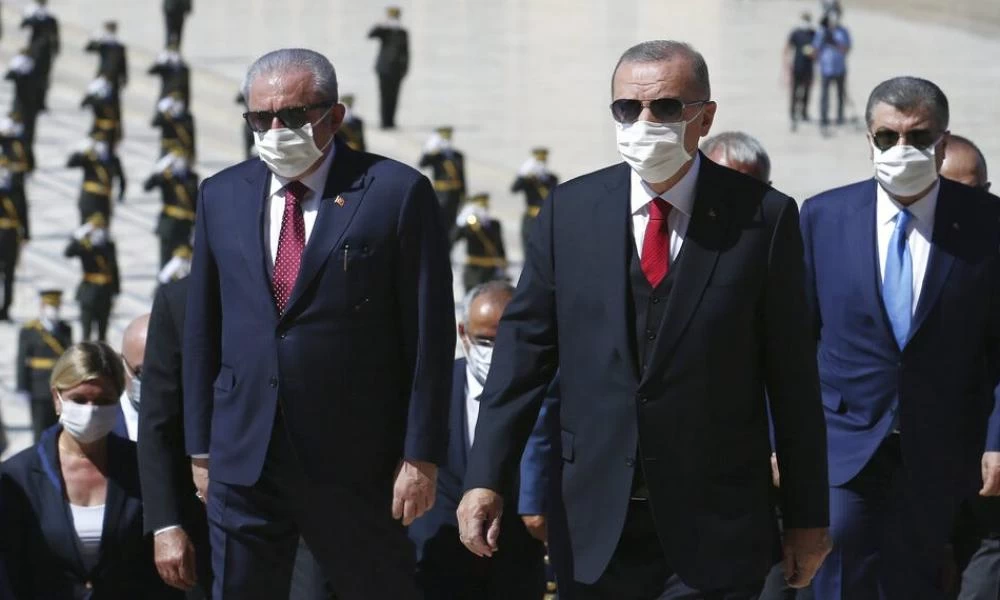  Αμερικανός αναλυτής: ''Κάτι τρέχει με την υγεία του Ερντογάν''